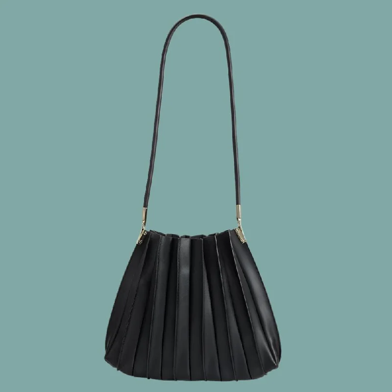 Carrie Pleated Shoulder Bag - Black